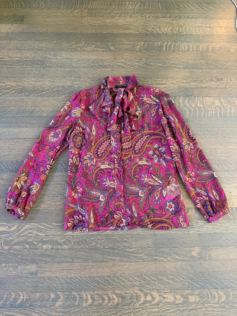 Etro Fuscia Pink Paisley Bow Front Button Down Blouse EUC Size 44 100% Silk - Picture 1 of 8